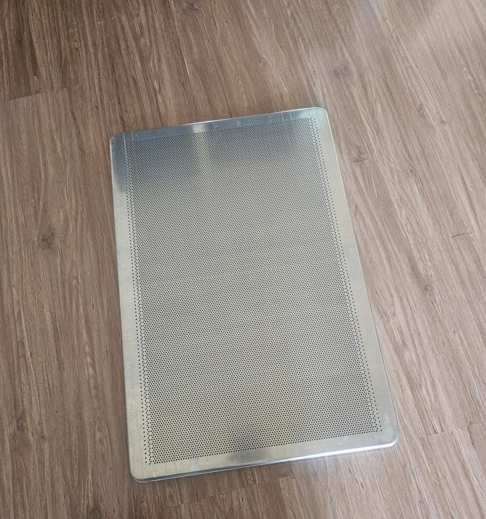 2x geperforeerde bakplaten, Zilver, Ophalen of Verzenden, Metaal, Overige typen