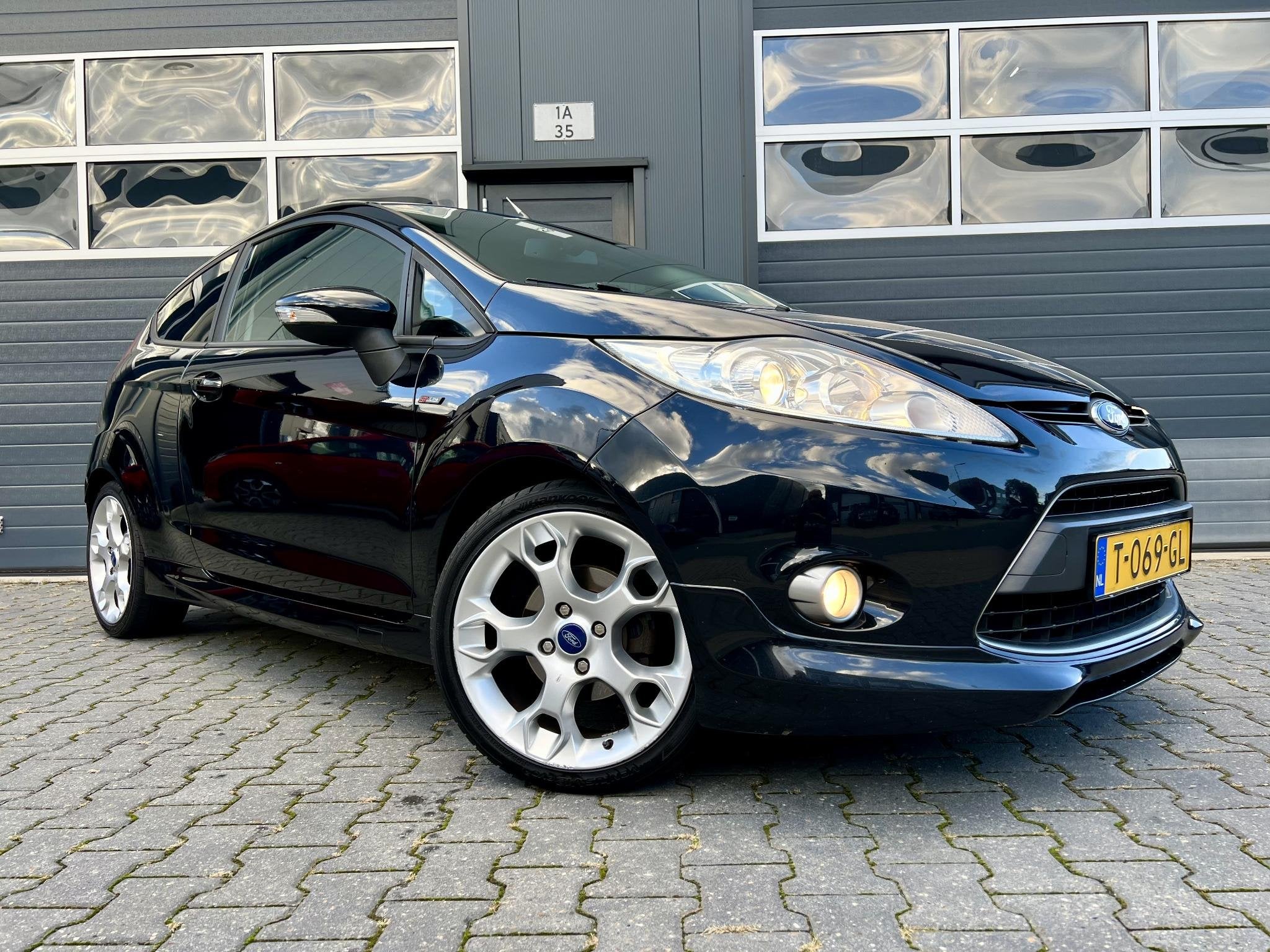 Ford Fiesta 1.6 METAL *ST-LINE*135PK*CAMERA, 1596 cc, 135 pk, Gebruikt, 31 €/maand