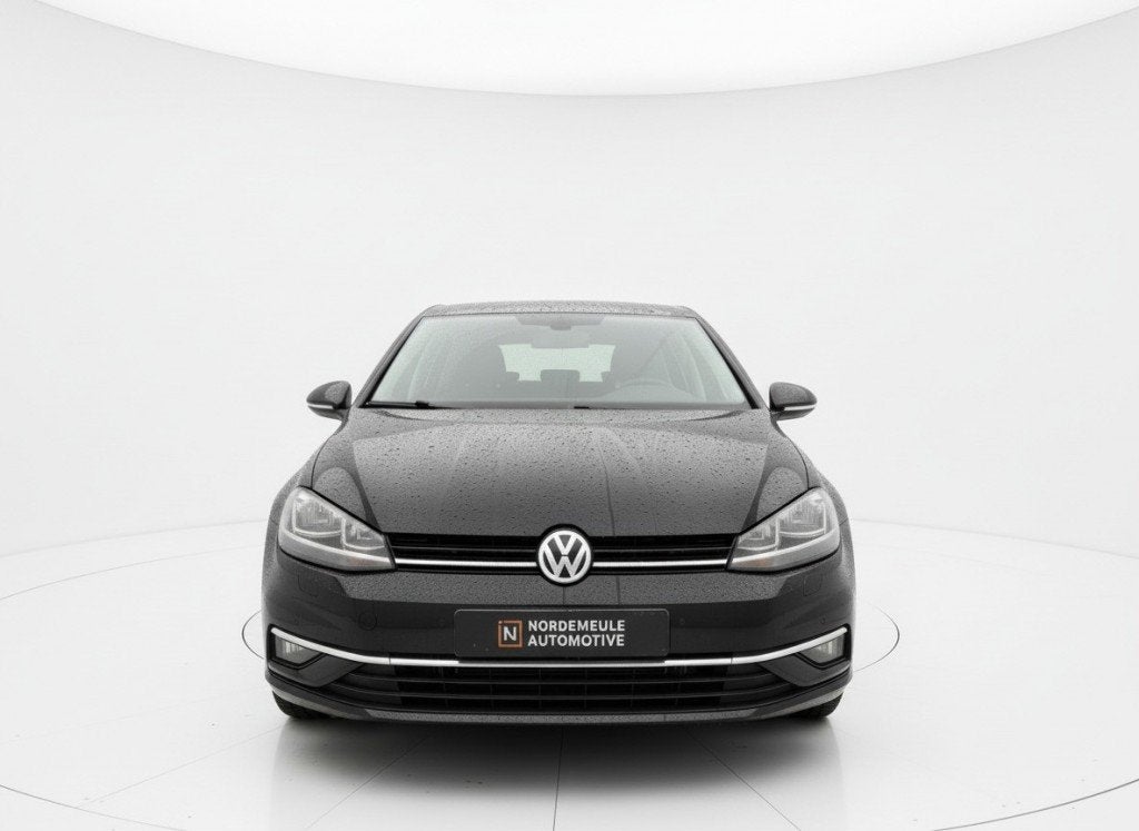 Volkswagen GOLF 1.0 TSI Comfortline, Clima, Cruise, Camera, Elektrische ramen, Gebruikt, Euro 6, Zwart
