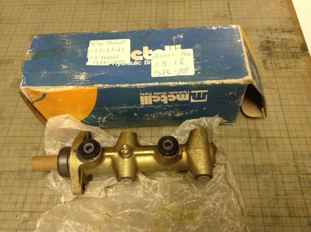 Nieuwe oldtimer hoofdremcilinder  Audi 80 1972 78, Ophalen of Verzenden, Nieuw