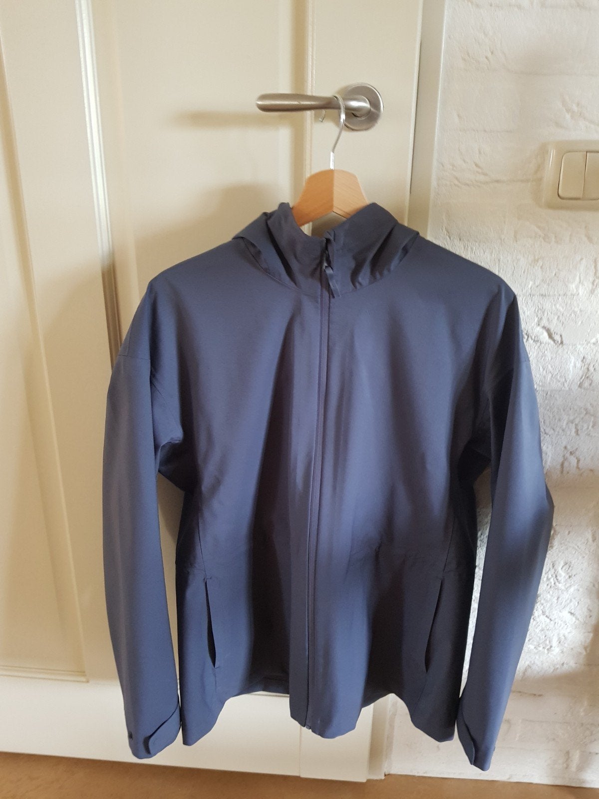 Uniqlo BLOKTECH parka maat M dames, Ophalen of Verzenden, Zo goed als nieuw, Maat 38/40 (M), Blauw