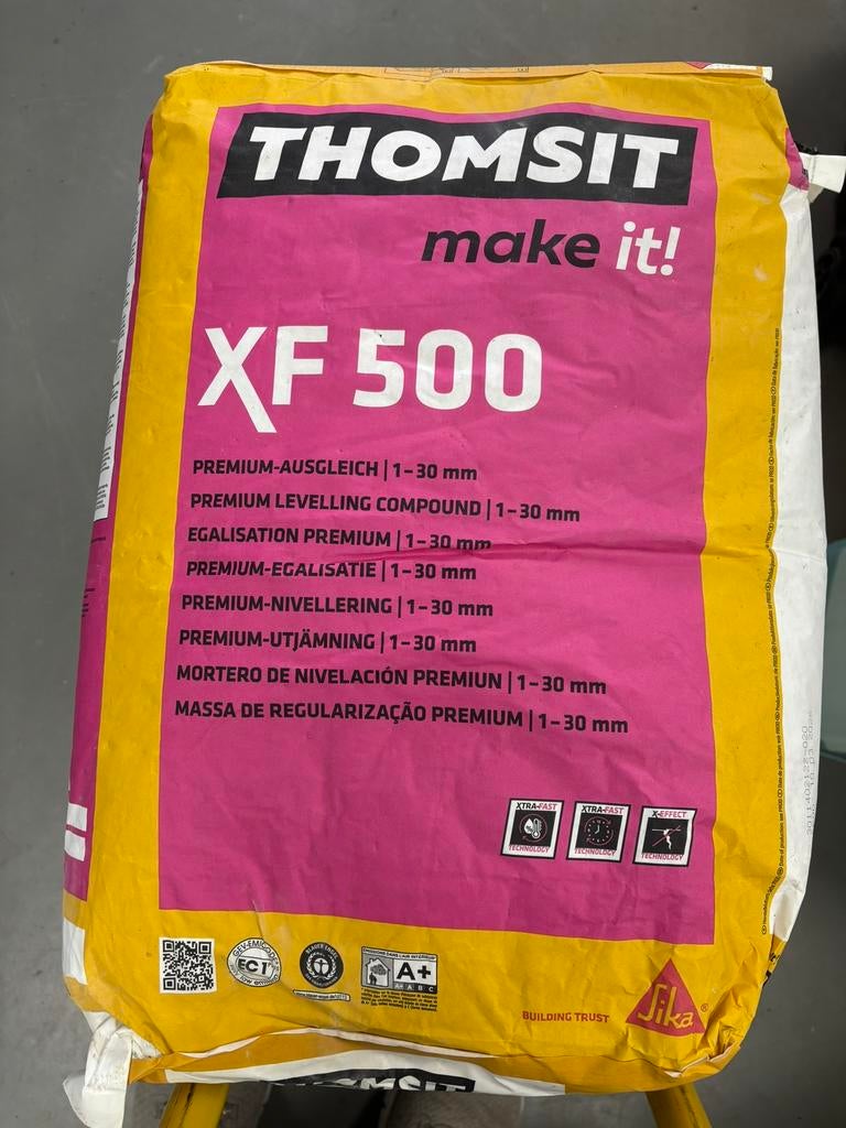 3x Thomsit XF500 egaline voor mooie strakke vloer, Ophalen, Overige materialen, 30 cm of meer, 50 tot 150 cm