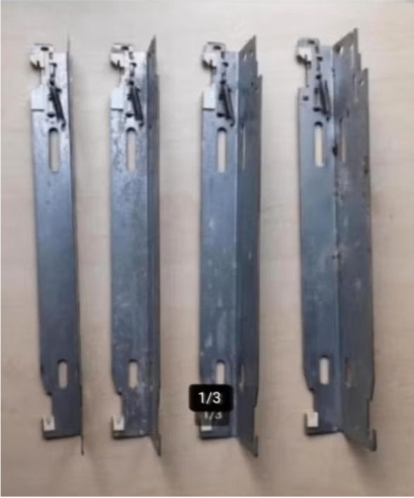 Radiator bevestigingsbeugels type Korado 4x lengte 35 cm, Ophalen of Verzenden, Zo goed als nieuw, Overige typen, 30 tot 80 cm