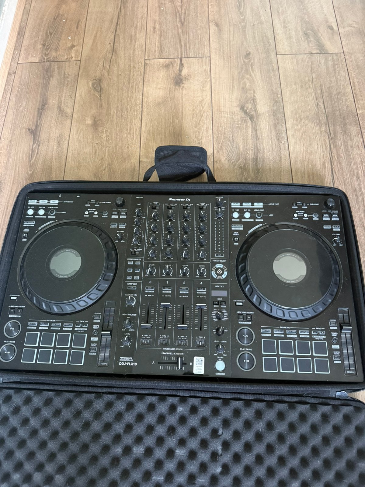 Foto 4 van Pioneer DJ-DDJ-FLX10