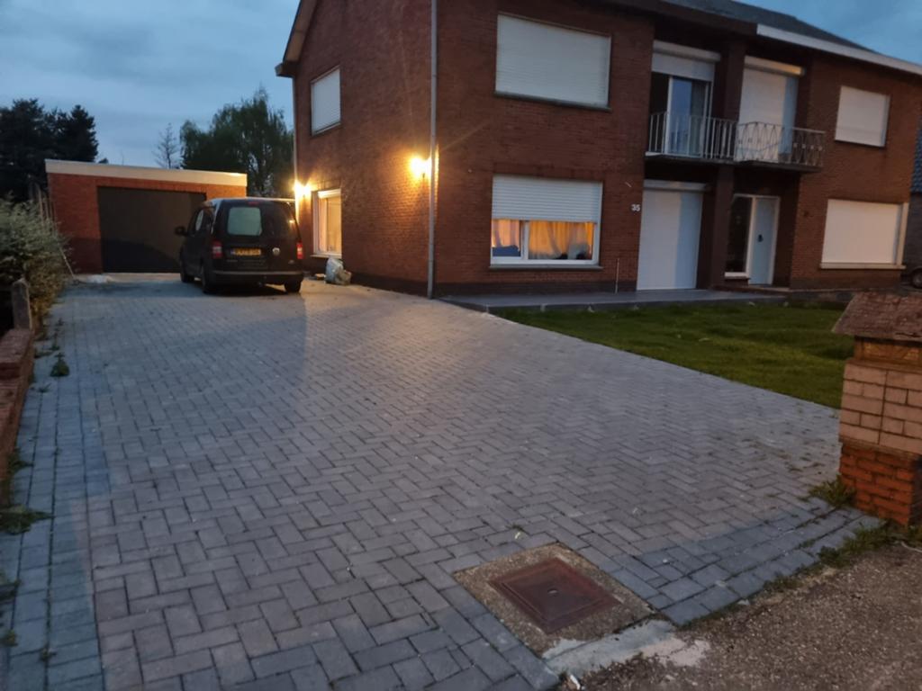 Te koop woonhuis in lommel, Huizen en Kamers, 50 m² of meer, Overige regio's