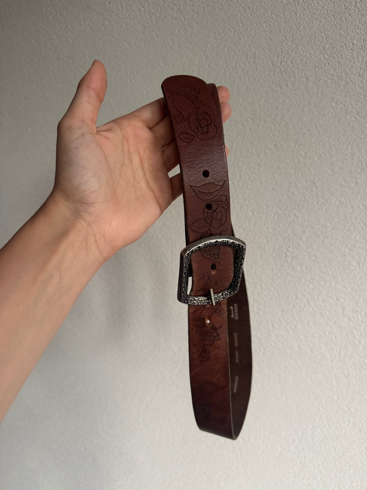 Fossil bruine echt leren riem met borduursels, Kleding | Dames, Fossil, Echt leder, Heupriem, Ophalen of Verzenden