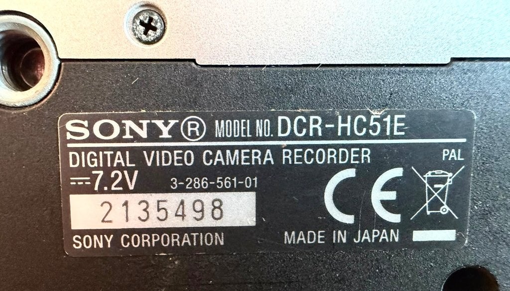 Foto 13 van SONY DCR-HC51E MiniDV, NightShot Plus, FireWire, TOPMODEL!