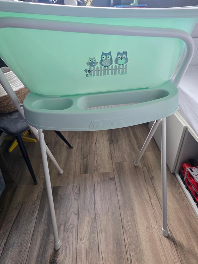 Bébé-jou Babybadje met standaard en uiltjes design, Ophalen, Zo goed als nieuw, Badje, Bébé-jou
