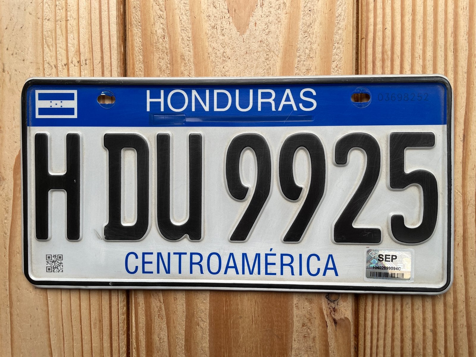 Nummerbord kentekenplaat nummerplaat uit Honduras (nieuwste), Verzamelen, Ophalen of Verzenden, Gebruikt, Auto's