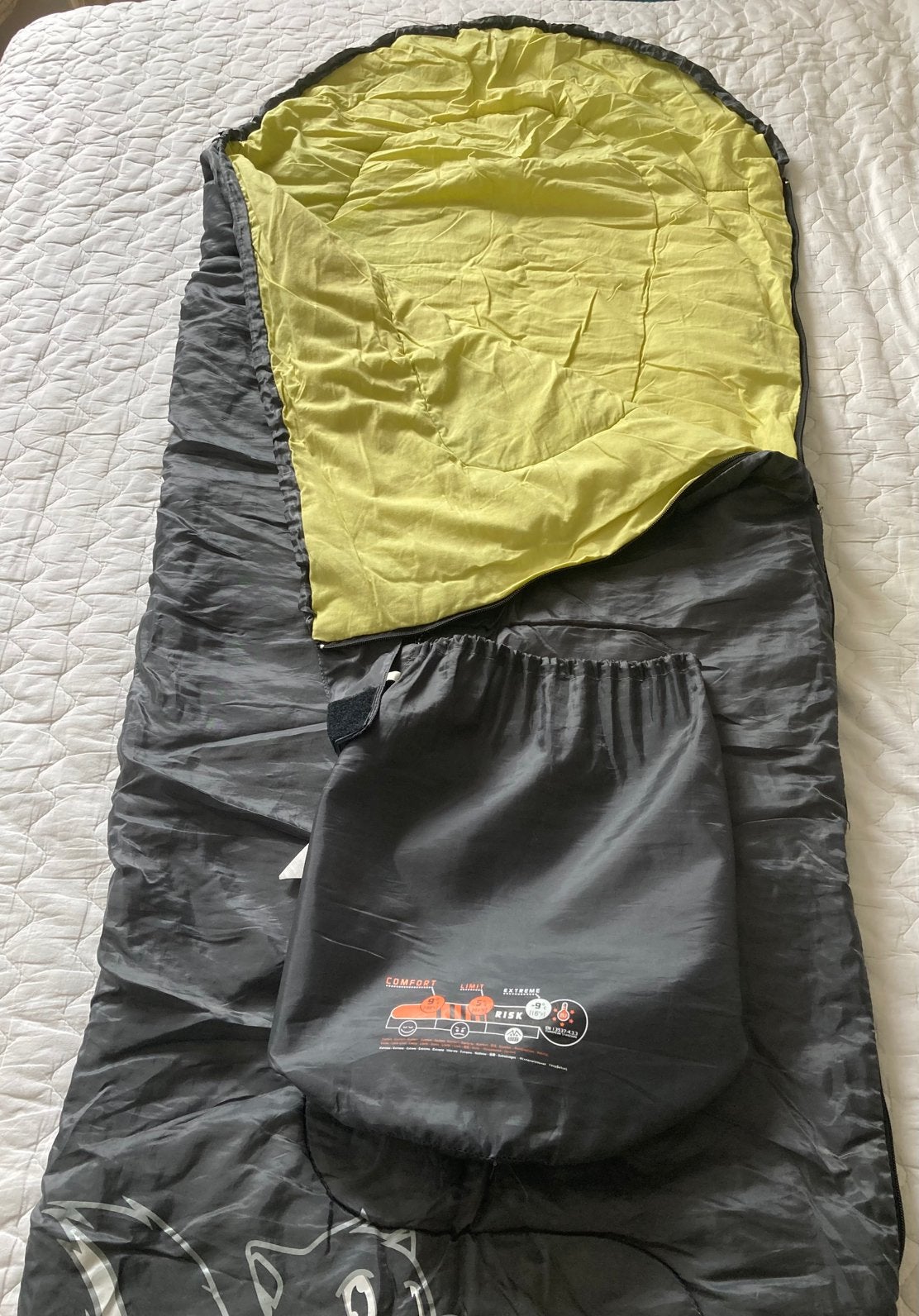 Slaapzak Quechua Simple 10 Junior, grijs/groen (geel?), Ophalen, Gebruikt