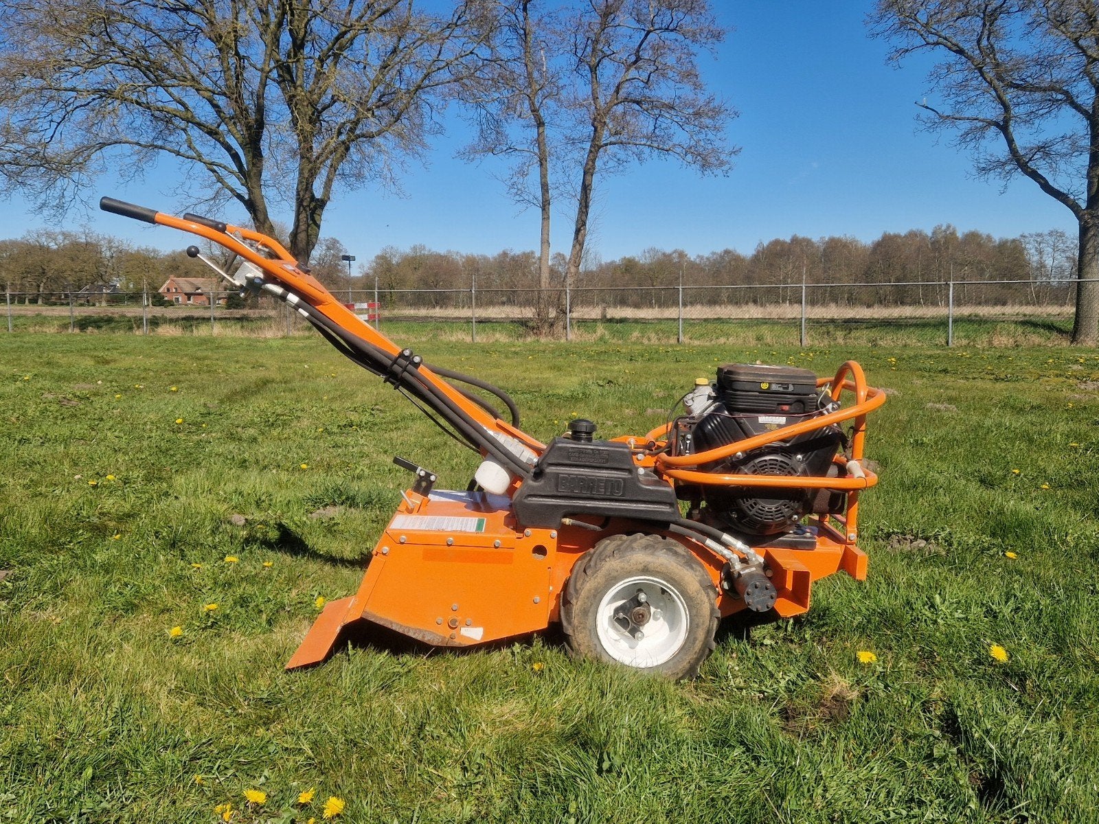 Barreto, Doe-het-zelf en Verbouw, Gebruikt, Ophalen of Verzenden, 66498 Highway 203
La Grande, OR 97850
USA, Tuinfrees