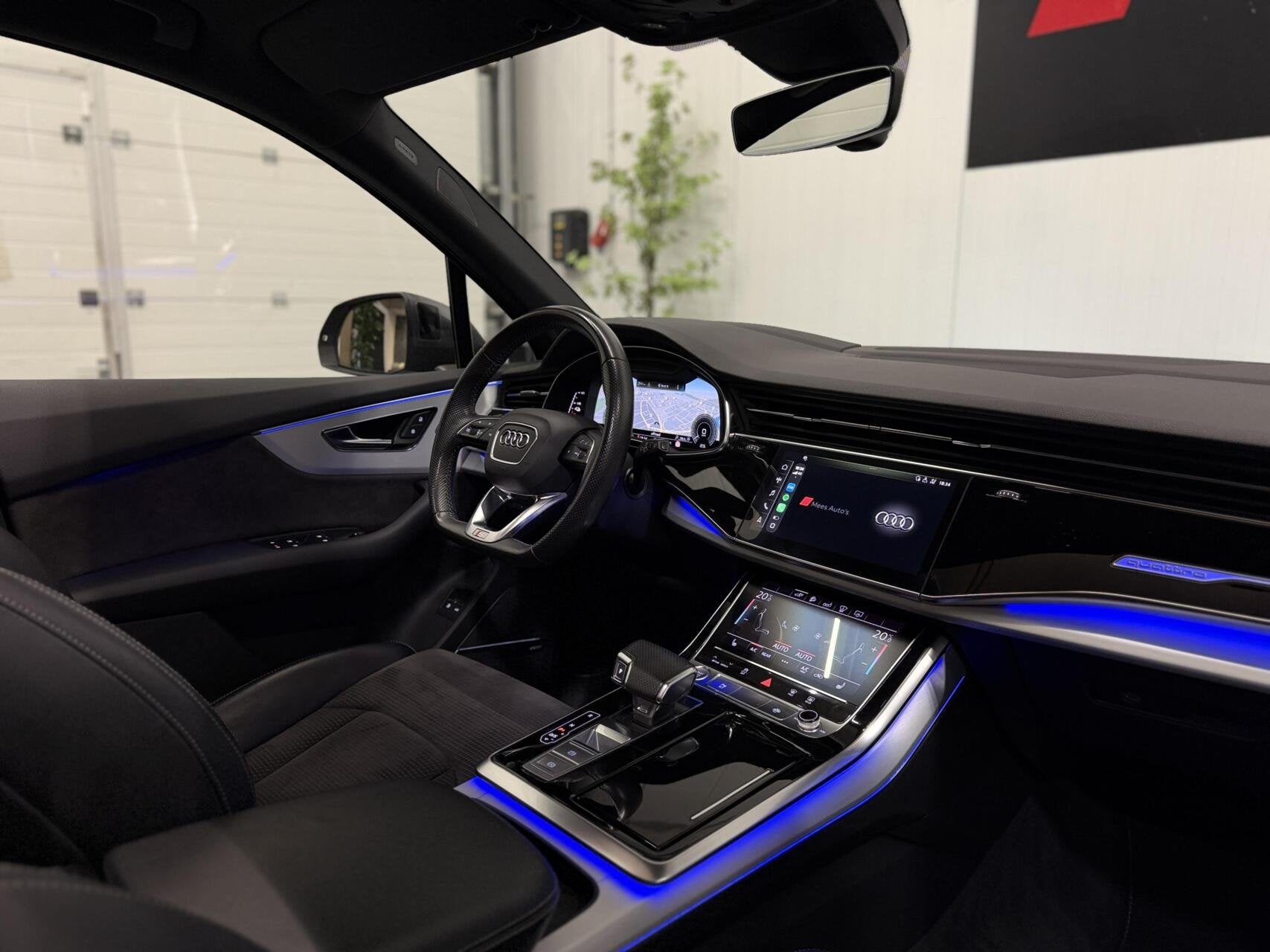 Audi Q7 55 TFSI e quattro Pro Line S|Lucht|Pano|Ambiance|HUD, Auto's, Automaat, Dealer onderhouden, Gebruikt, 2995 cc