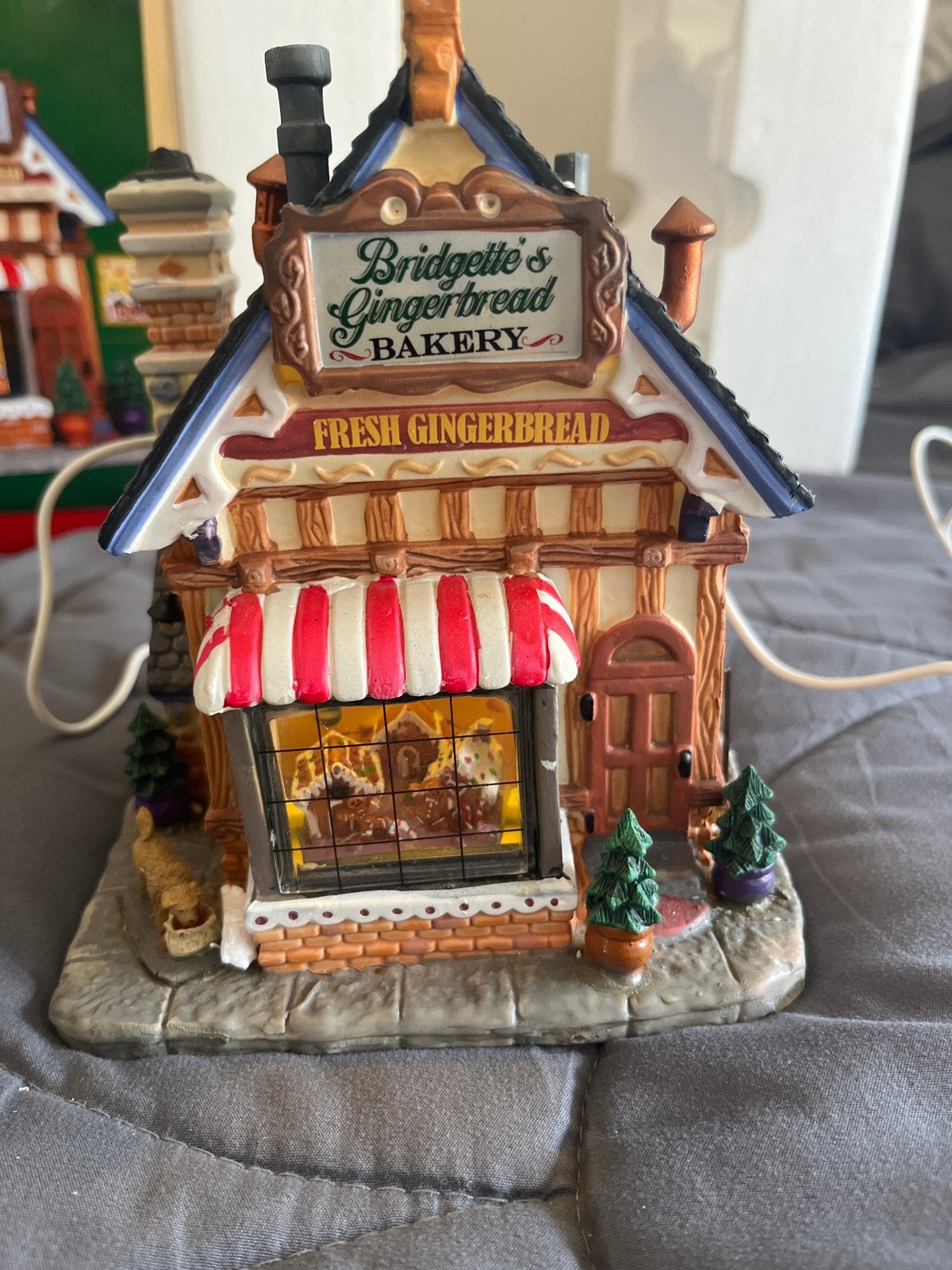 Kersthuisje Lenax gingerbread Bakery, Ophalen, Zo goed als nieuw