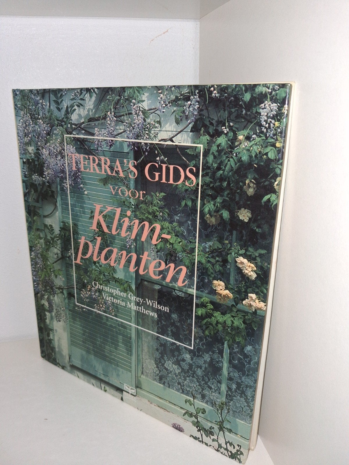 Terra's Gids voor Klimplanten - Christopher Grey-Wilson, Verzenden, Gelezen, Christopher Grey-Wilson, Victoria Matthews, Tuinieren en Tuinplanten