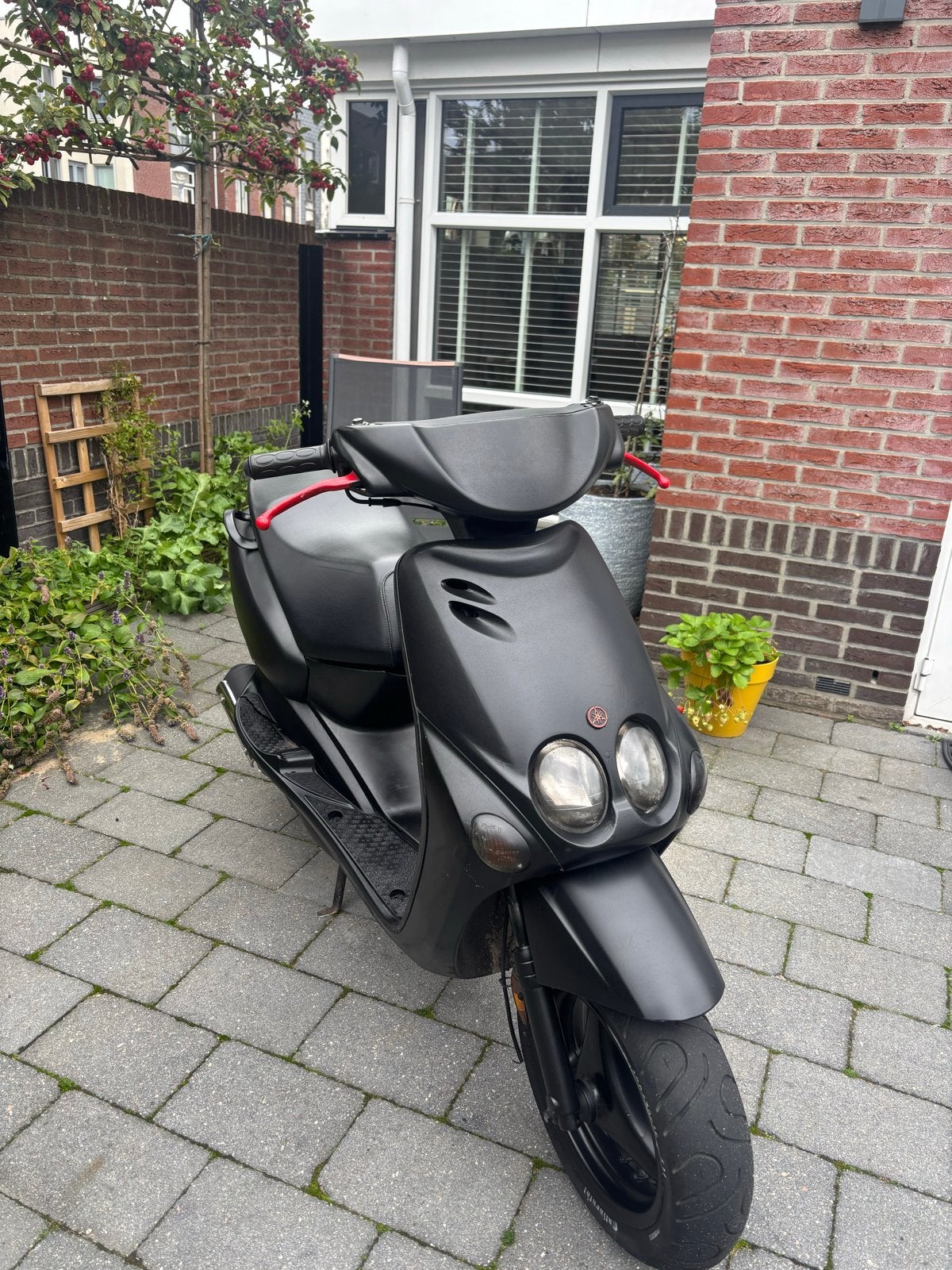 Yamaha Neos 2t - Mat Zwart - Opknapper, Fietsen en Brommers, Ophalen, Gebruikt, Yamaha, Benzine
