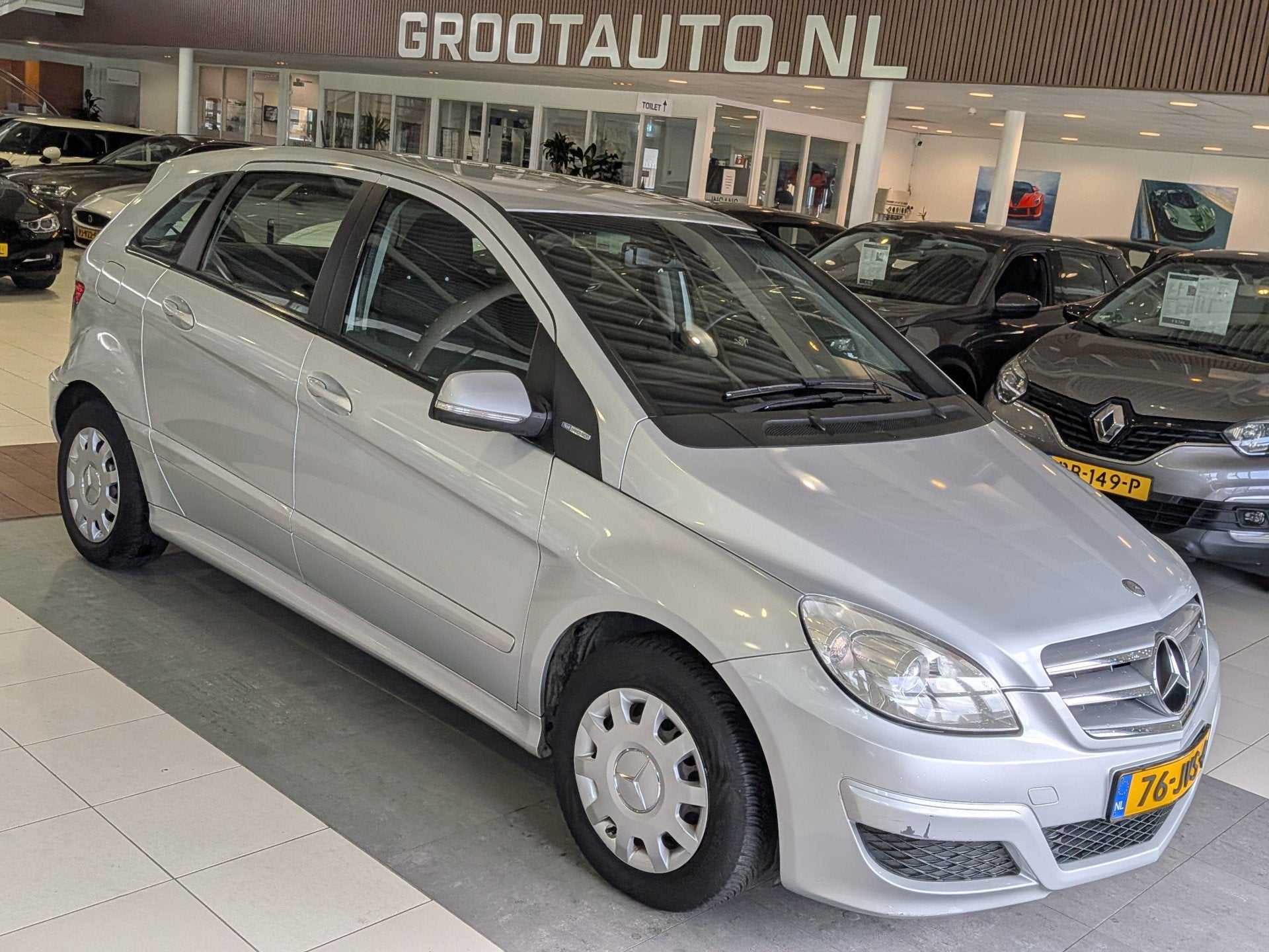 Mercedes-Benz B-Klasse 150 BlueEFFICIENCY Airco, Stuurbekrac, Voorwielaandrijving, Stof, Zwart, 4 cilinders