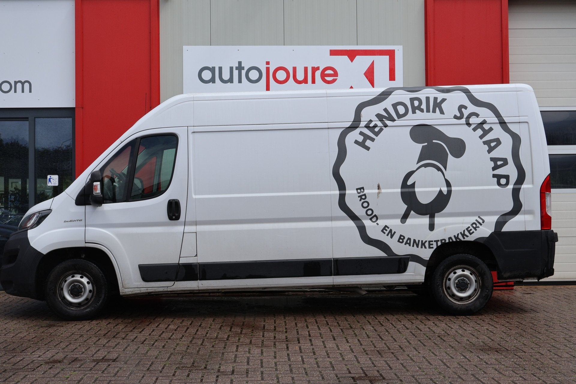 Fiat Ducato 33 2.3 MultiJet L3H2 | Climate | Navi | Camera |, Voorwielaandrijving, Gebruikt, Euro 6, Wit
