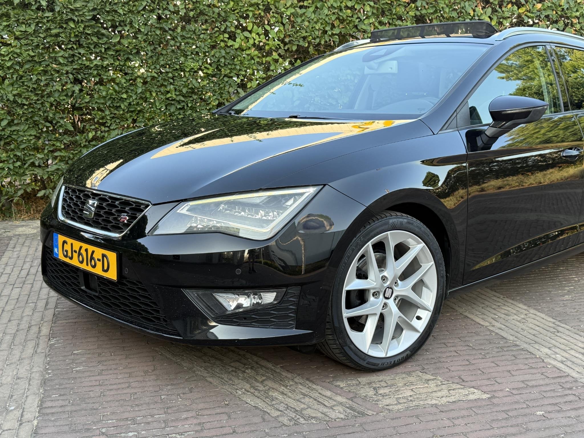 SEAT Leon ST 1.4 TSI ACT FR Dynamic Pano|ACC|Trekhaak|LED|Se, Gebruikt, 4 cilinders, 150 pk, Leon