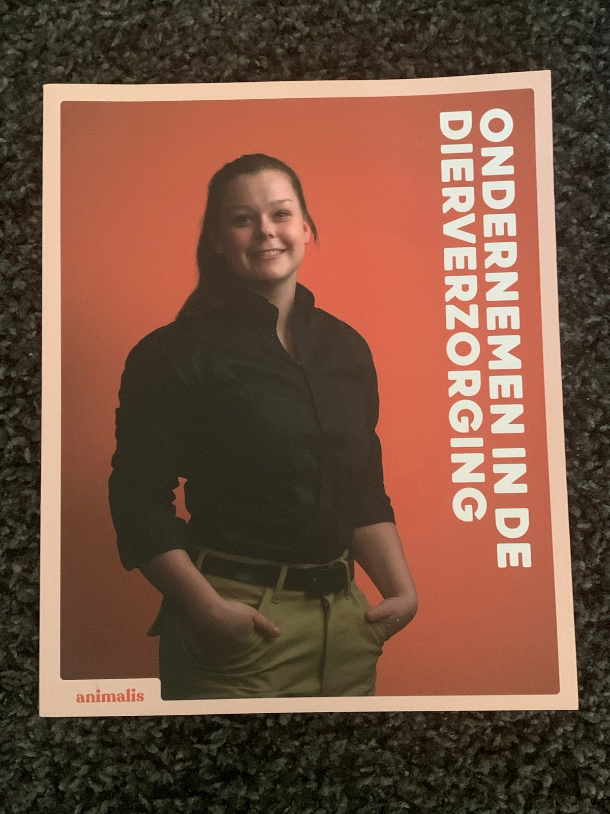 Ondernemen in de Dierverzorging - MBO Naslagwerk, Ophalen, Zo goed als nieuw, MBO