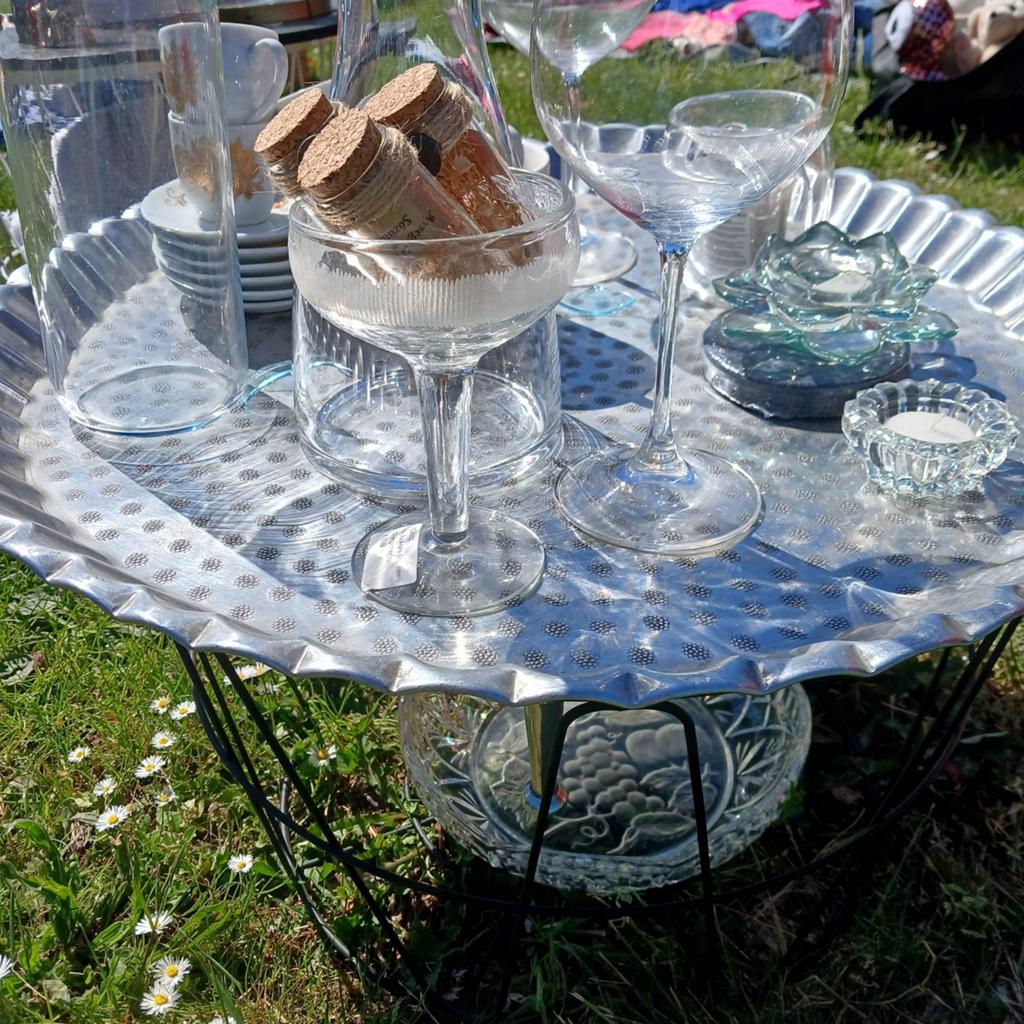 Decoratieve set: klok, lantaarn, beeldjes en bijzettafel, Ophalen of Verzenden