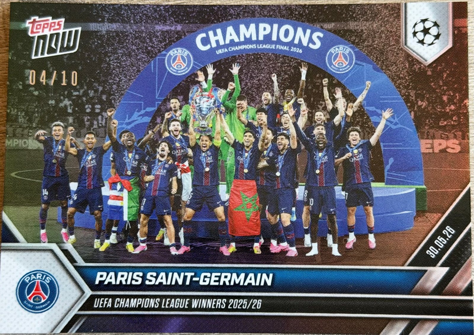 2025-26 Topps NOW PSG UEFA Champions League Winnaars 4/10, Verzamelen, Ophalen of Verzenden, Nieuw, Buitenlandse clubs, Spelerskaart
