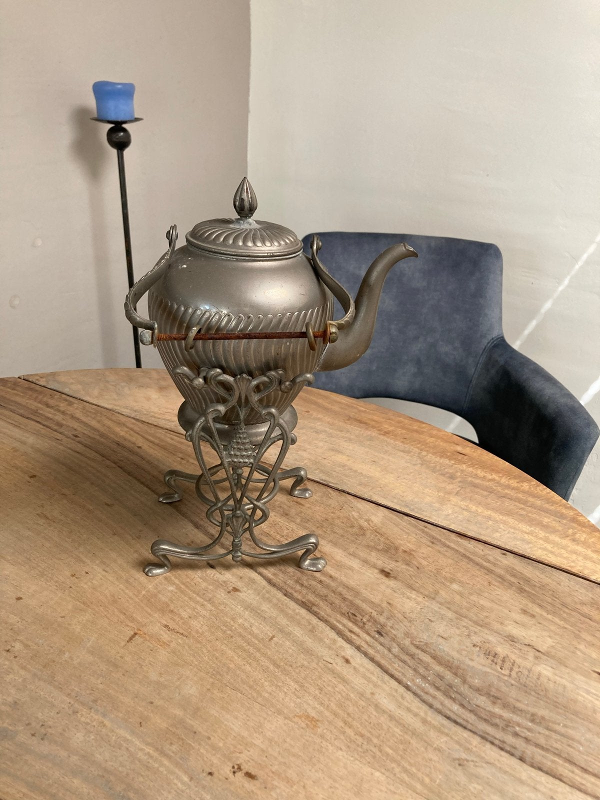 Vintage Theekan op standaard tin, Verzenden