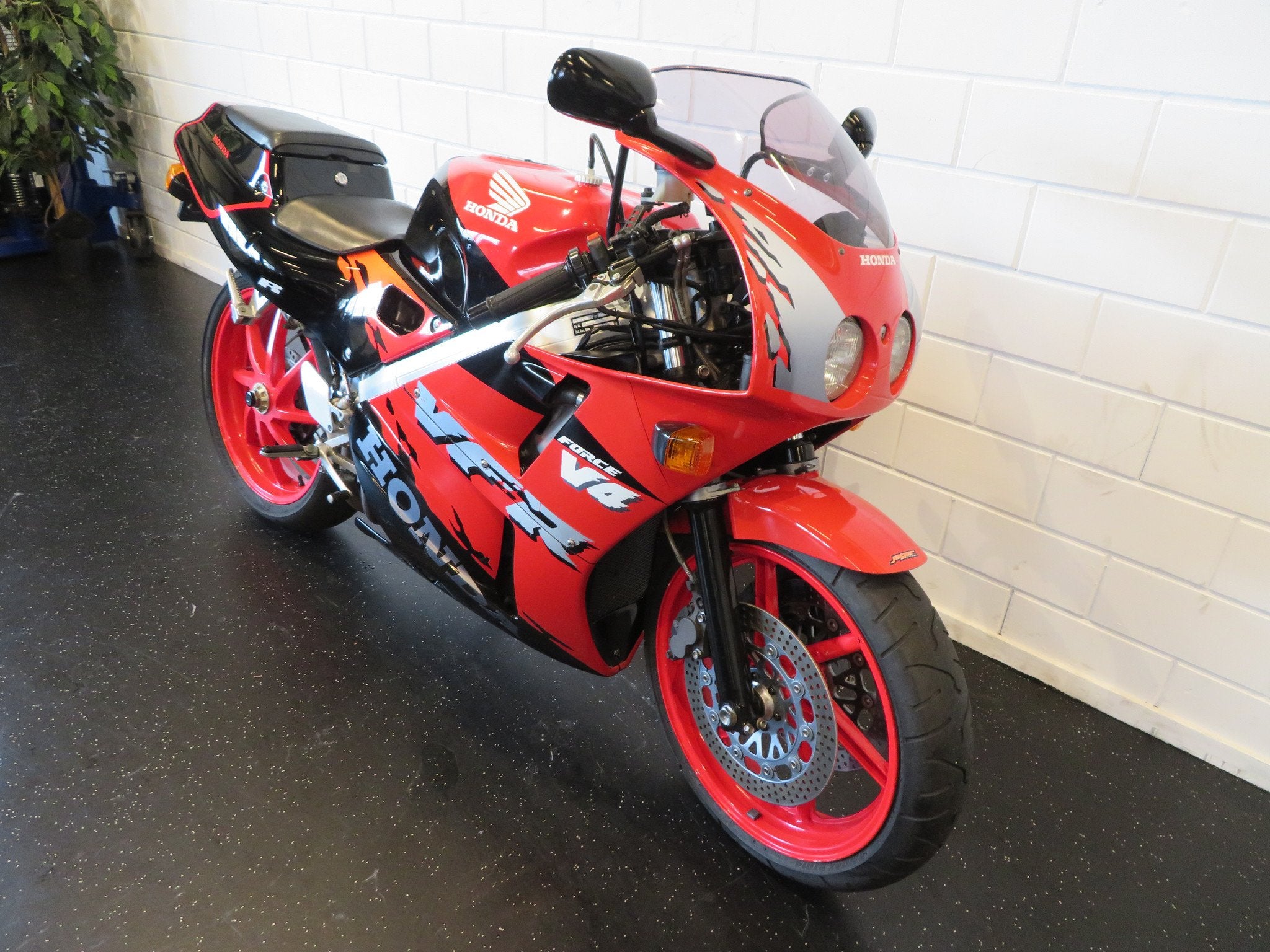 Honda VFR 400 R NC30 RC30 NSR TOPSTAAT! (bj 1995), Motoren, Motoren | Honda, Bedrijf, Sport, 399 cc