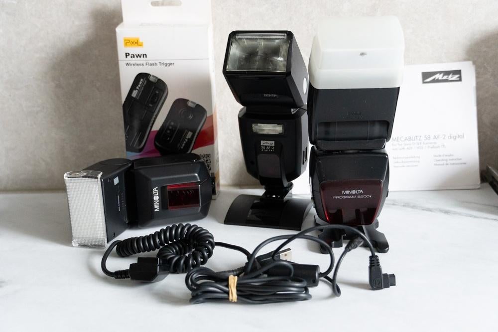 Complete flitserset voor Minolta/Sony, Ophalen of Verzenden, Gebruikt, Overige merken, Kantelbaar