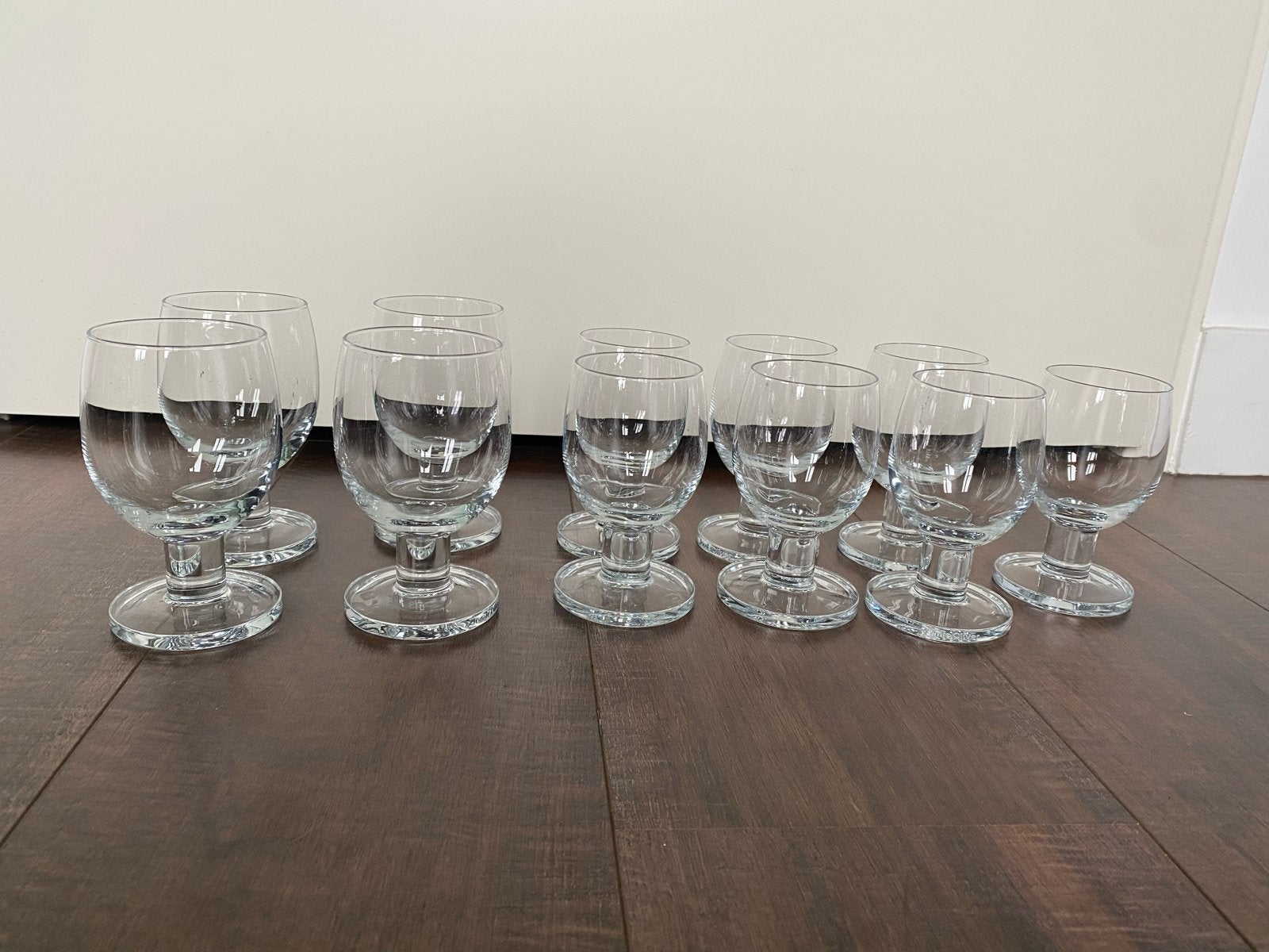 12 Jamie Oliver wijnglazen 4 rode wijn en 7 witte wijn, Ophalen, Glas of Glazen, Overige merken, Modern