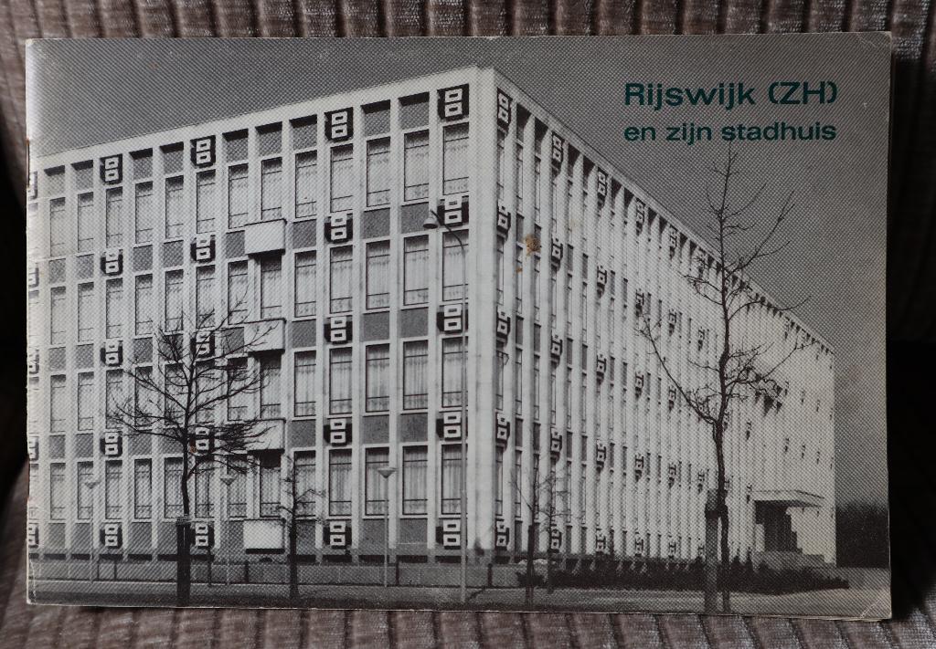 Rijswijk en zijn stadhuis, Boeken, Ophalen of Verzenden