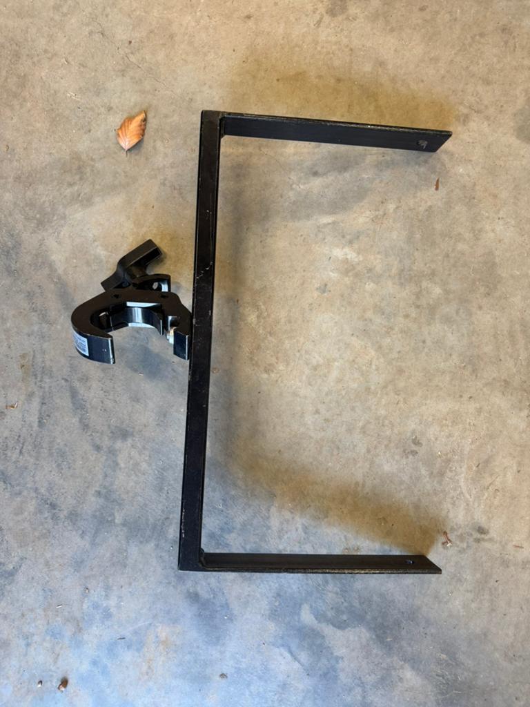 Vliegframe tbv JBL SRX812 4 stuks., Ophalen of Verzenden, Zo goed als nieuw, 120 watt of meer, JBL