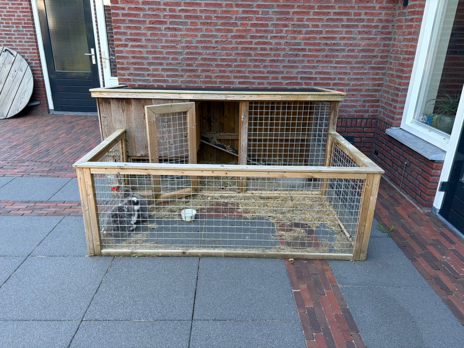 Supergaaf konijnenhok geheel compleet, Dieren en Toebehoren, Ophalen, 110 cm of meer, Zo goed als nieuw, 90 cm of meer