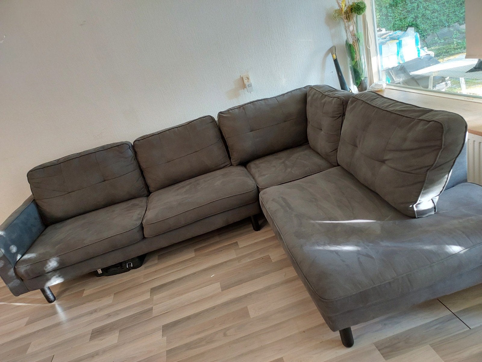 Grijze Hoekbank - Comfortabel en Ruim, Gebruikt, 100 tot 125 cm, Hoekbank, 300 cm of meer