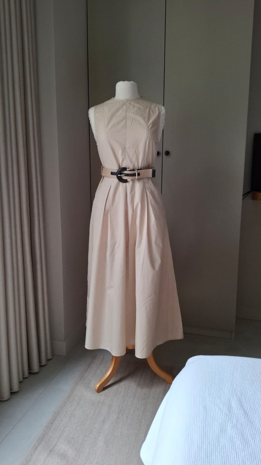 Zara maxi jurk – maat S – beige – met riem, Kleding | Dames, Jurken, Verzenden, Beige, Zo goed als nieuw, Maat 36 (S)