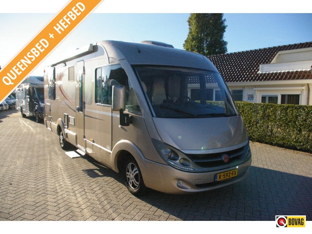 Bürstner Aviano I 727 Queensbed, Hefbed., Integraal, Oven, Fiat, Bedrijf