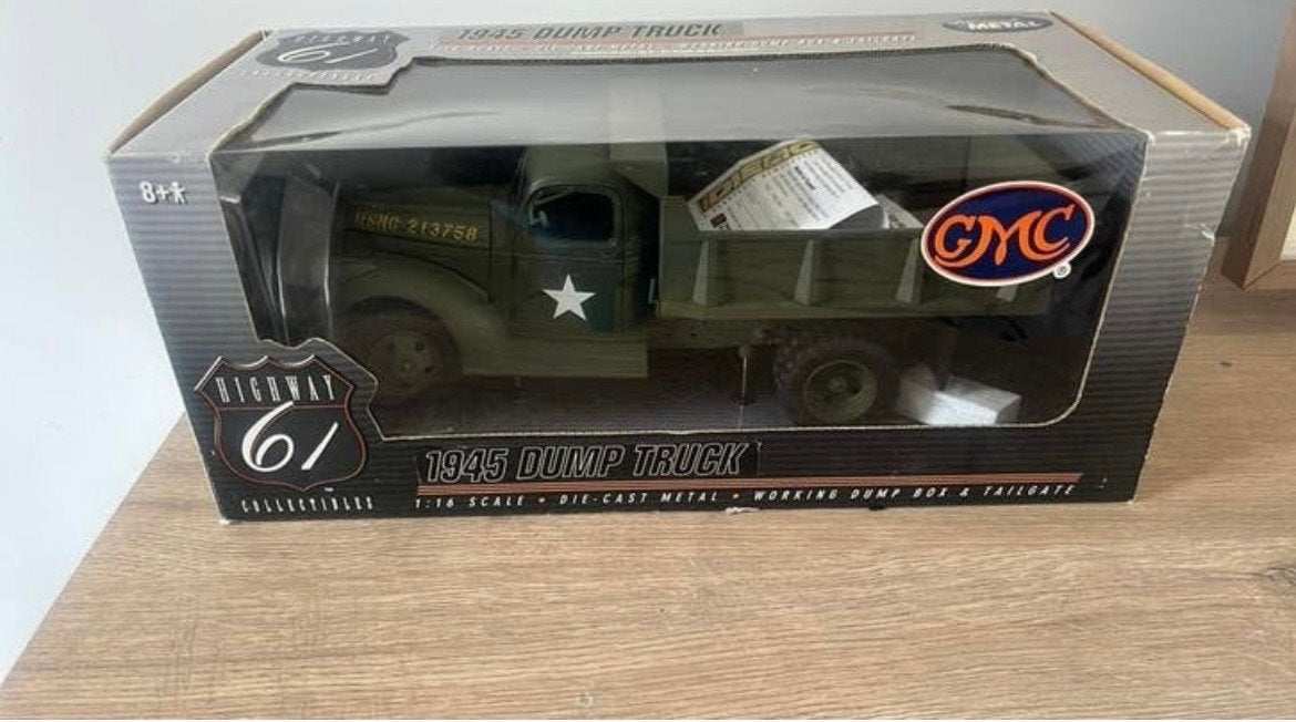 Highway 61 1945 Dump Truck Die-Cast Model 1:16, Ophalen of Verzenden, Nieuw, Overige merken