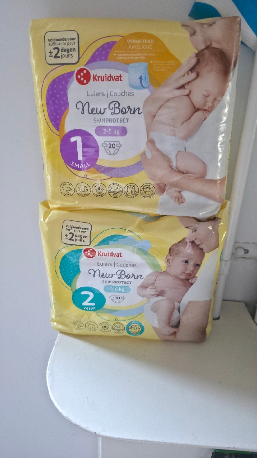Kruidvat New Born Luiers - Maat 1 (2-5kg) & Maat 2 (3-6kg), Ophalen of Verzenden, Nieuw, Kruidvat, Jongetje of Meisje