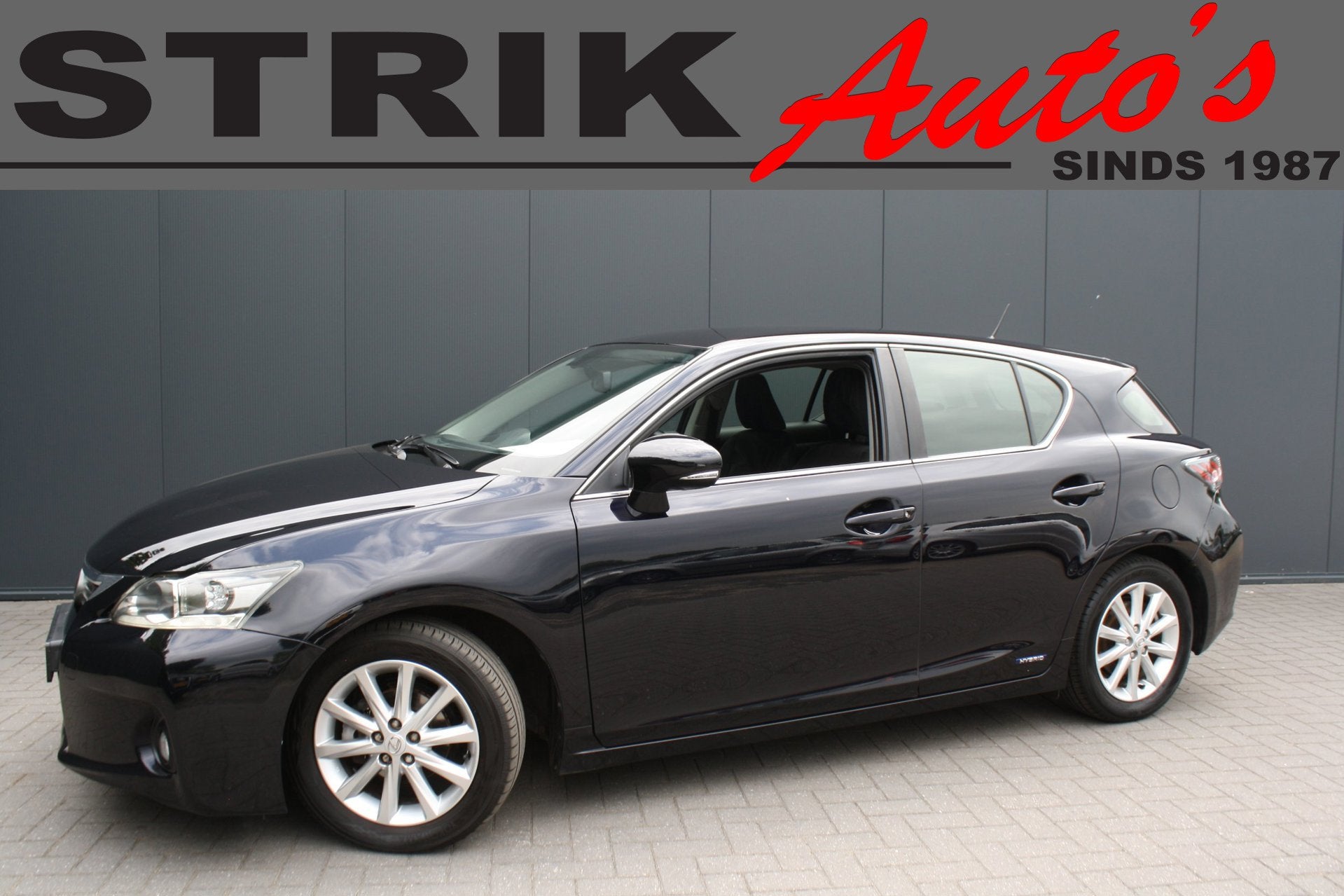 Lexus CT 200h Business Line - NAVIGATIE - CAMERA - TREKHAAK, Auto's, Lexus, Gebruikt, 4 cilinders, Zwart, Origineel Nederlands