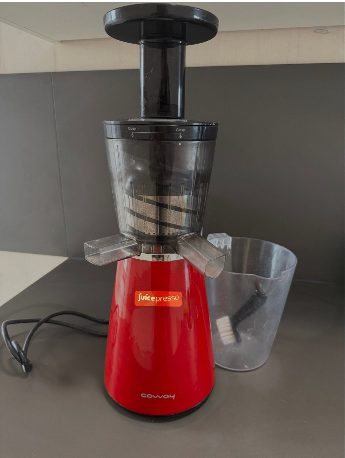 Coway Juicepresso Slowjuicer - Rood, Ophalen of Verzenden, Gebruikt, Elektrisch, Slowjuicer