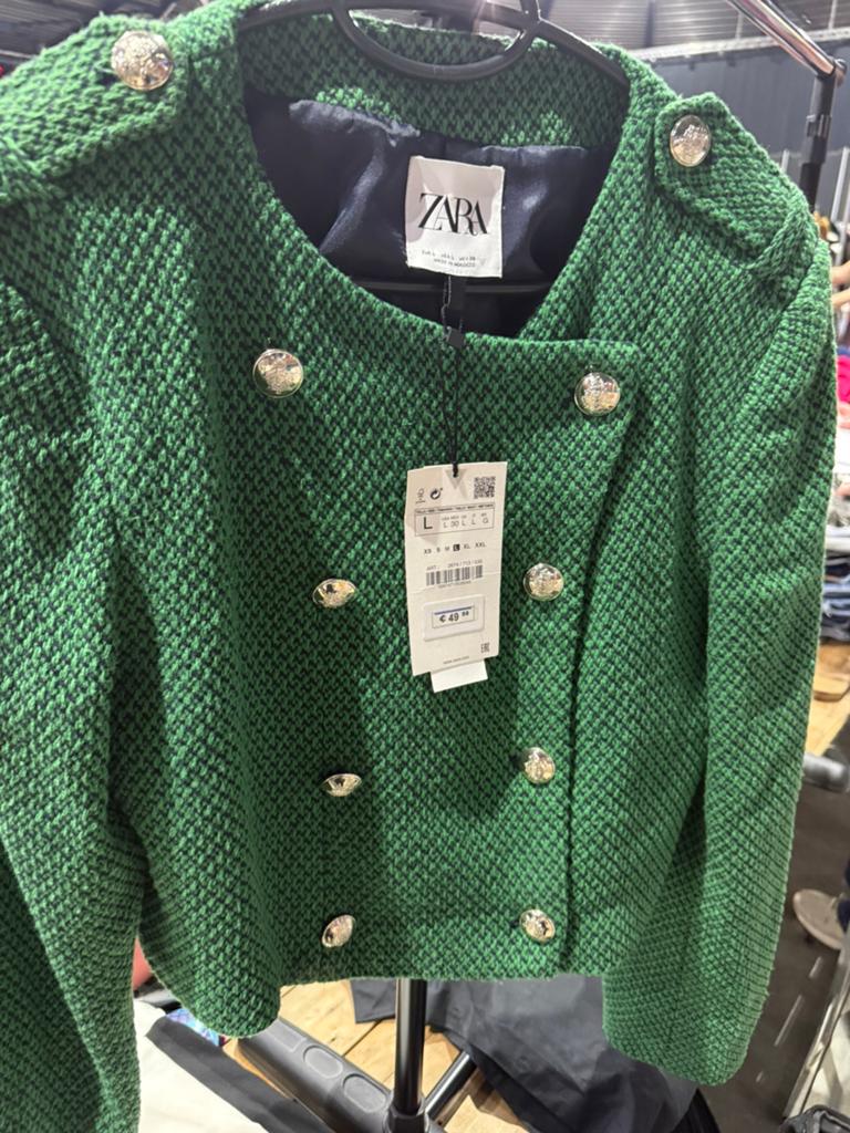 Dames zara jasje maat L nieuw, Kleding | Dames, Jasjes, Kostuums en Pakken, Ophalen of Verzenden