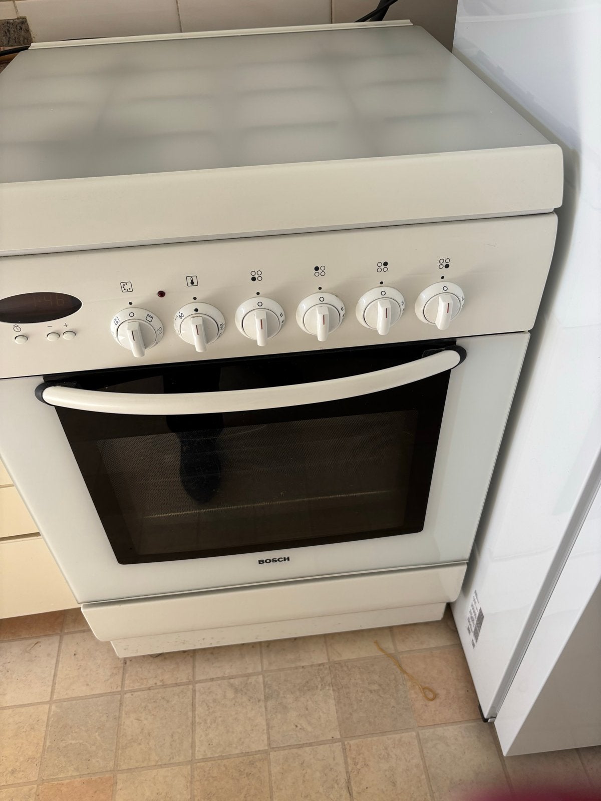 Bosch Vrijstaand Elektrisch Fornuis met Oven, Witgoed en Apparatuur, Ophalen, Gebruikt, 60 cm of meer, 4 kookzones