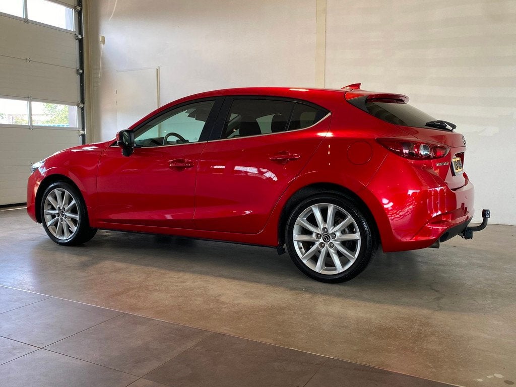 Mazda 3 2.0 SkyActiv-G 120 GT-M NL-auto, Auto's, Mazda, Voorwielaandrijving, 1998 cc, Automatische klimaatregeling, Gebruikt