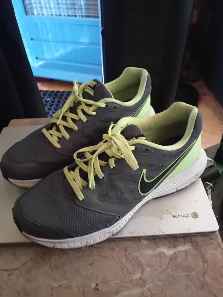 Nike downshifter 6 maat44, Sport en Fitness, Loopsport en Atletiek, Ophalen of Verzenden, Hardloopschoenen, Nike