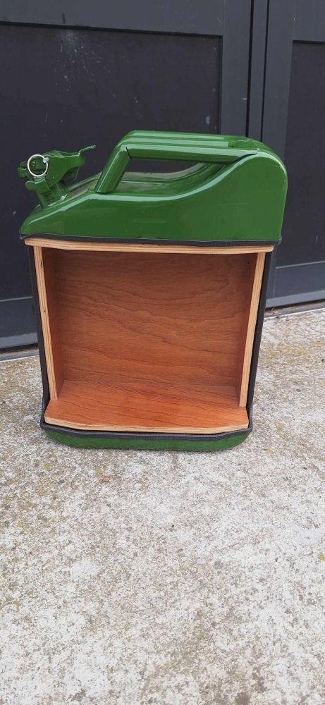 Jerrycan omgebouwd als stoer en uniek kastje😎, Verzamelen, ., Overige typen, Overige soorten, Ophalen of Verzenden