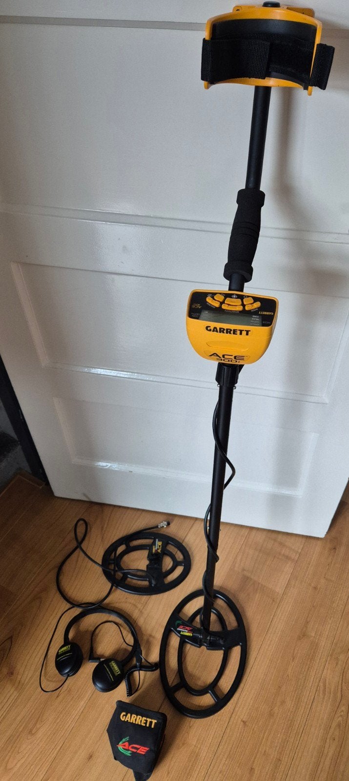 garret ace 300i metaaldetector te koop, Hobby en Vrije tijd, Metaaldetectors, Garrett, Meer dan 30 cm, Ophalen of Verzenden, Zo goed als nieuw