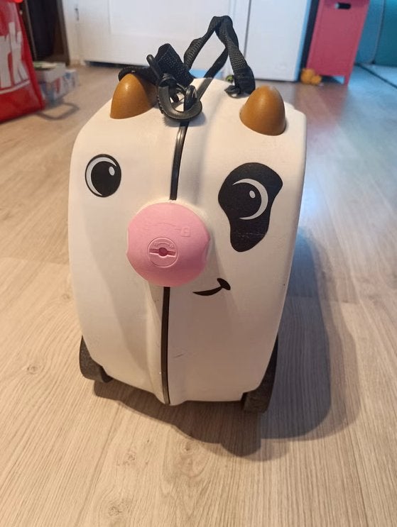 Kinderkoffer trekkoffer met sleutel model koe soort trunki, Gebruikt, Ophalen of Verzenden