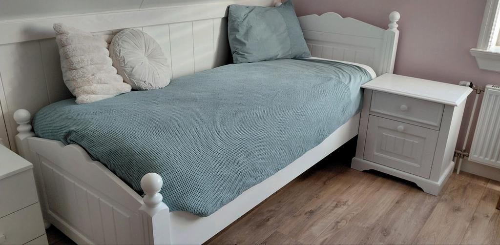 Meisjes bed 90x200cm Klassiek landelijk bed | ledikant, Ophalen, Zo goed als nieuw