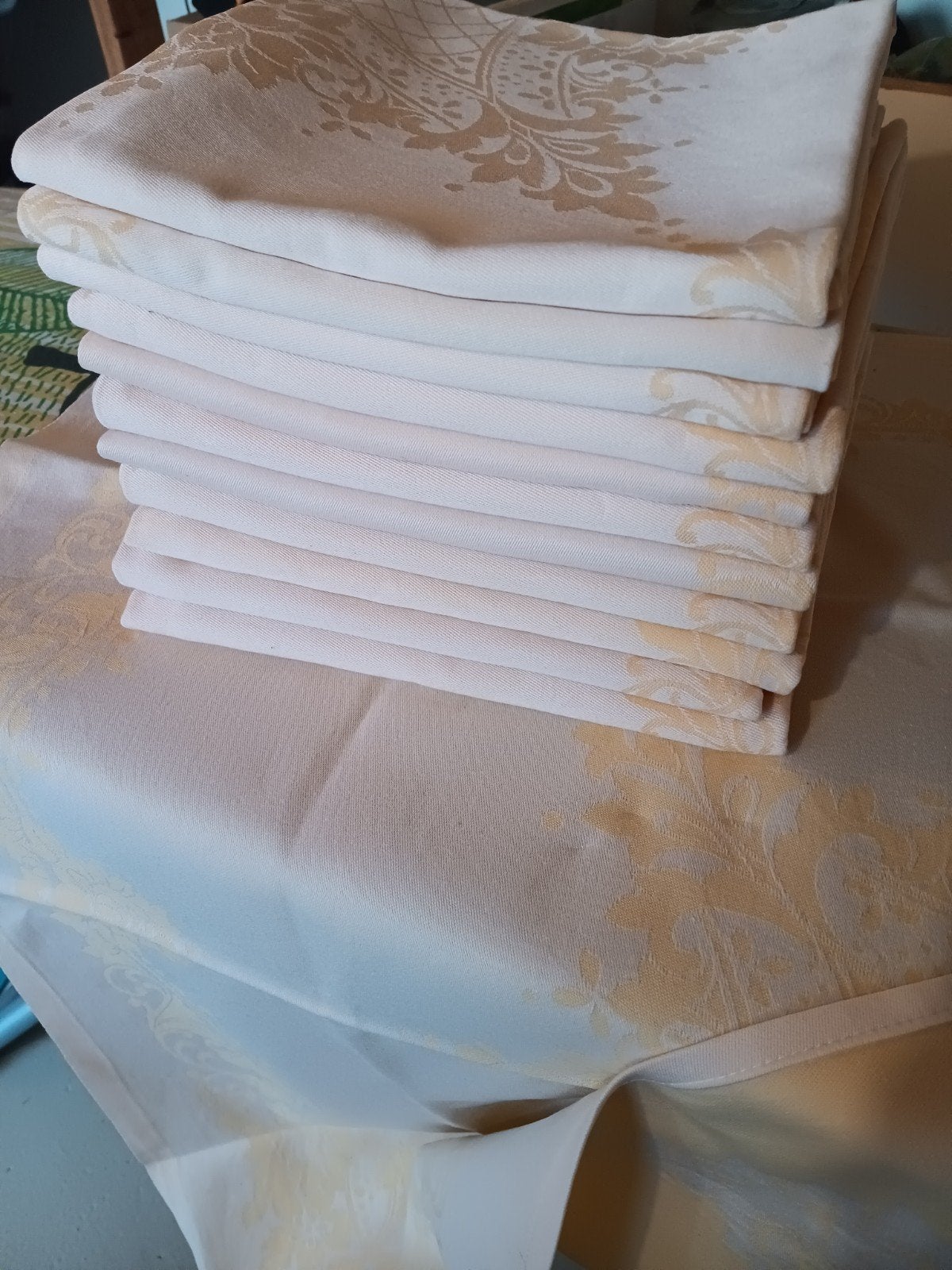 12 Vintage Tafelkleden  90x 90 cm Crème/Geel Brocante Stijl, Gebruikt, 90 cm, Inclusief servetten, 90 cm