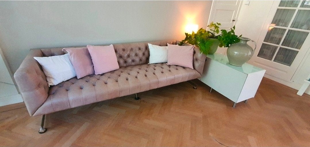 Eichholtz Crawford Sofa - Beige/Crèmekleurig Leer, Huis en Inrichting, Driepersoons, 75 tot 100 cm, Zo goed als nieuw, Leer