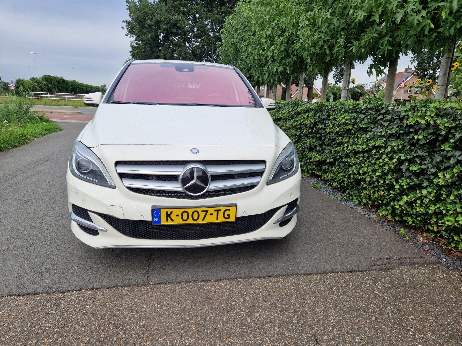 Mercedes-Benz B-Klasse B250 e 180pk Aut 2017 Wit, Auto's, Zwart, 144 min, 180 min, Wit